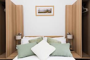 Denecrest Guest House