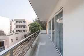 Saunter living