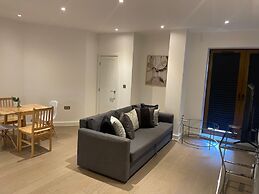 Spacious 1 Bedroom Apartment in St Albans