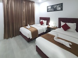Grand Mahoni Hotel