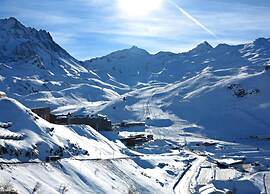 Chalet in Val Thorens Near Ski Slopes