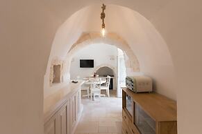 Trullo Eughene a con Piscina