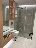 Onia Luxury Escape