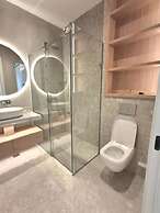 Onia Luxury Escape