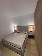 Onia Luxury Escape