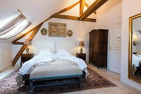 Aux Charmes de Maintenon - Adults Only
