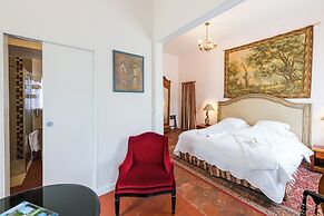 Aux Charmes de Maintenon - Adults Only