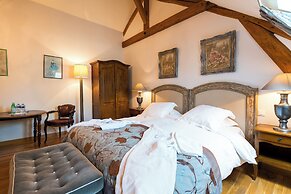 Aux Charmes de Maintenon - Adults Only
