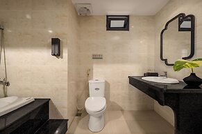 Hoan Cau Hotel