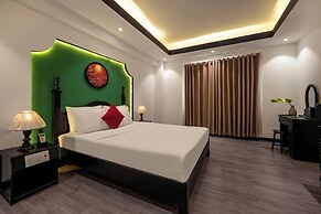 Hoan Cau Hotel