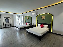 Hoan Cau Hotel