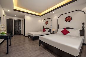 Hoan Cau Hotel