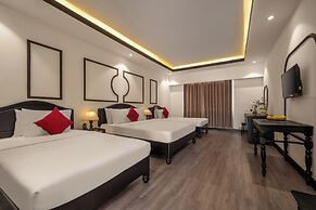 Hoan Cau Hotel