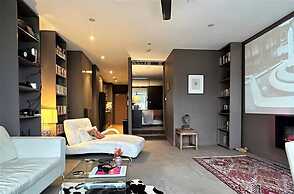 Luxurious Melbourne Apartment With City Views