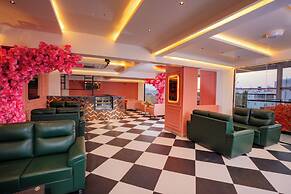 Hotel Paramos Meeds