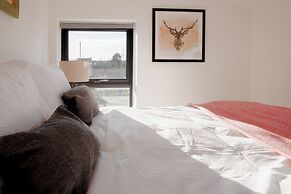 Beautiful Barn Conversion-Escape for 12