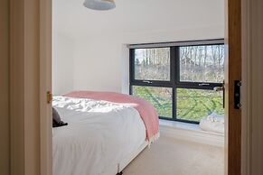 Beautiful Barn Conversion-Escape for 12