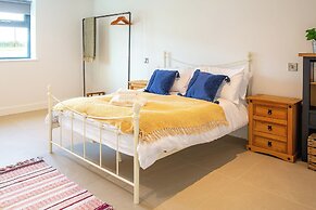 Beautiful Barn Conversion-Escape for 12
