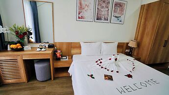 Nam Hoi An Riverside Hotel