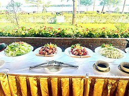 Nam Hoi An Riverside Hotel