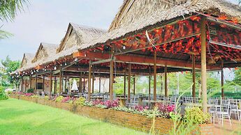 Nam Hoi An Riverside Hotel