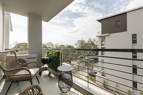 Lux Suite