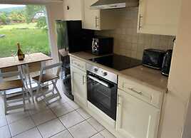 Riverbank Cottage River Ehan, Double Balcony