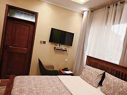 Neon Hotel Ntinda