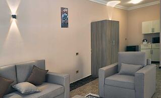 Roadhouse New Cairo Residence