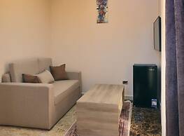 Roadhouse New Cairo Residence