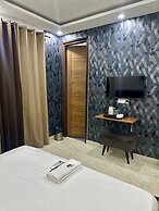 V Rooms