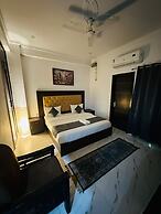 V Rooms