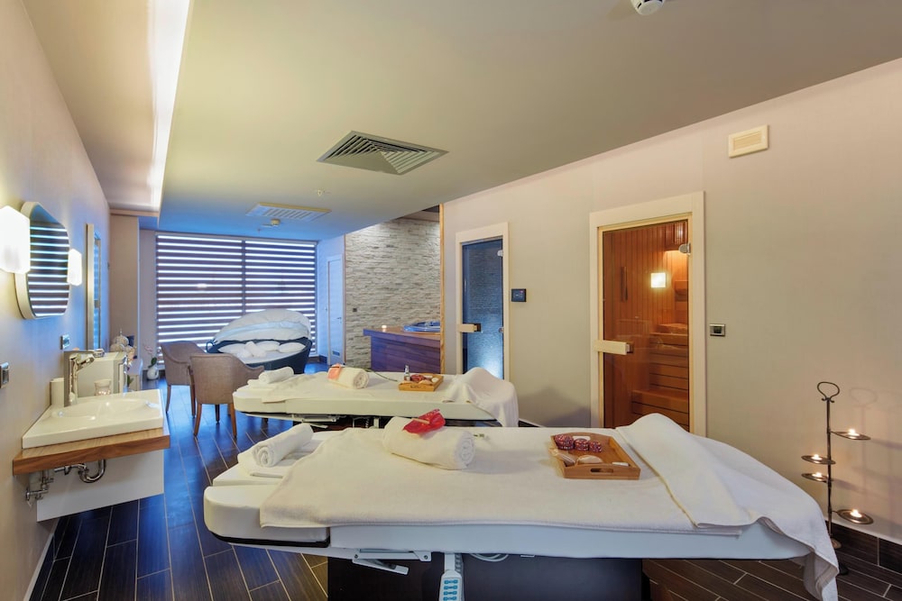 Euphoria Aegean Resort & Spa (Halal Hotel)