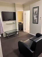 Trentham Motel