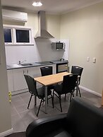 Trentham Motel