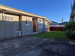 Trentham Motel