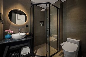 Caro Premium Danang Hotel