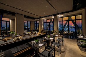 Caro Premium Danang Hotel