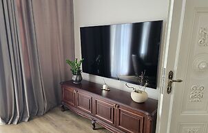 Promenaden Hotel
