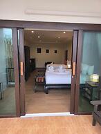 Blue Palm Residence Kata