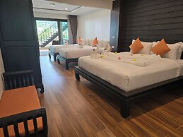 Blue Palm Residence Kata