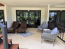 Blue Palm Residence Kata
