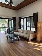 Blue Palm Residence Kata