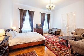 Casa Petra