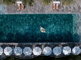 Royal Beachfront Resort Danang