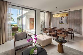 Royal Beachfront Resort Danang