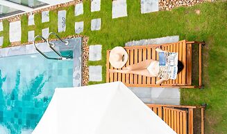 Royal Beachfront Resort Danang