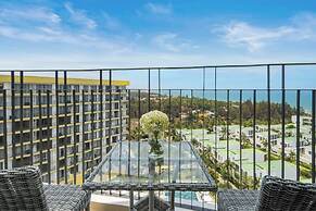 Royal Beachfront Resort Danang