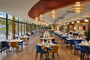 Royal Beachfront Resort Danang