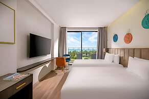 Royal Beachfront Resort Danang
